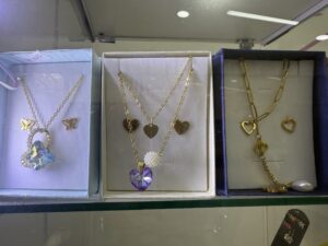 Sets de collar y aretes K-111