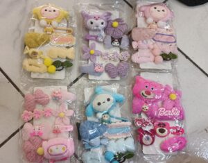 Lazos de Hello kity.--K150