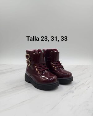 Botas de charol K823